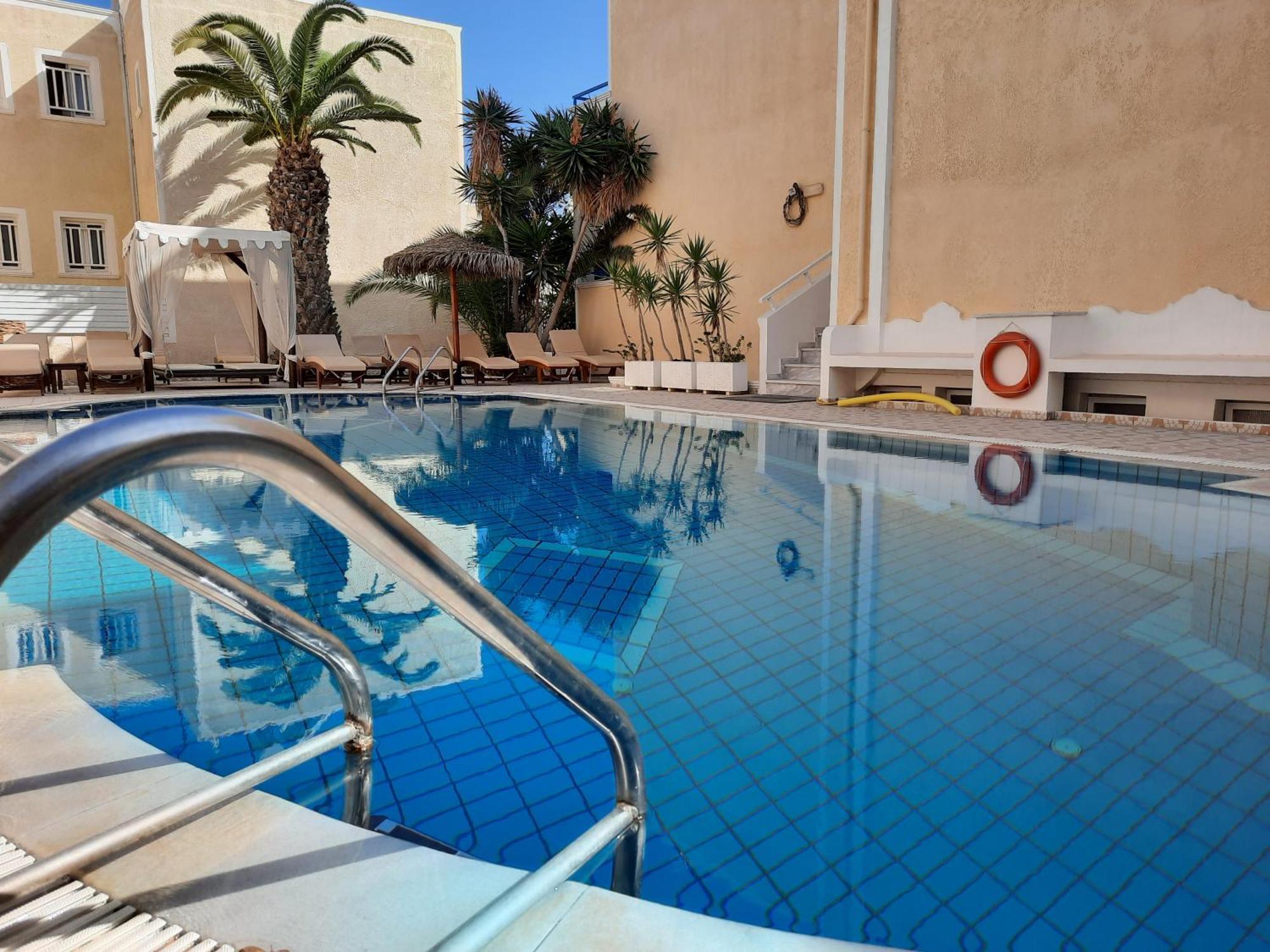 Hotel Zeus Kamári Eksteriør billede